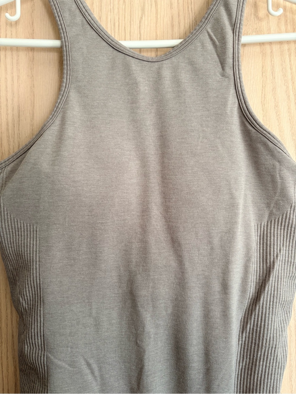 lululemon athletica Grey Ribbed Racerback Tank - Picture 5 of 5